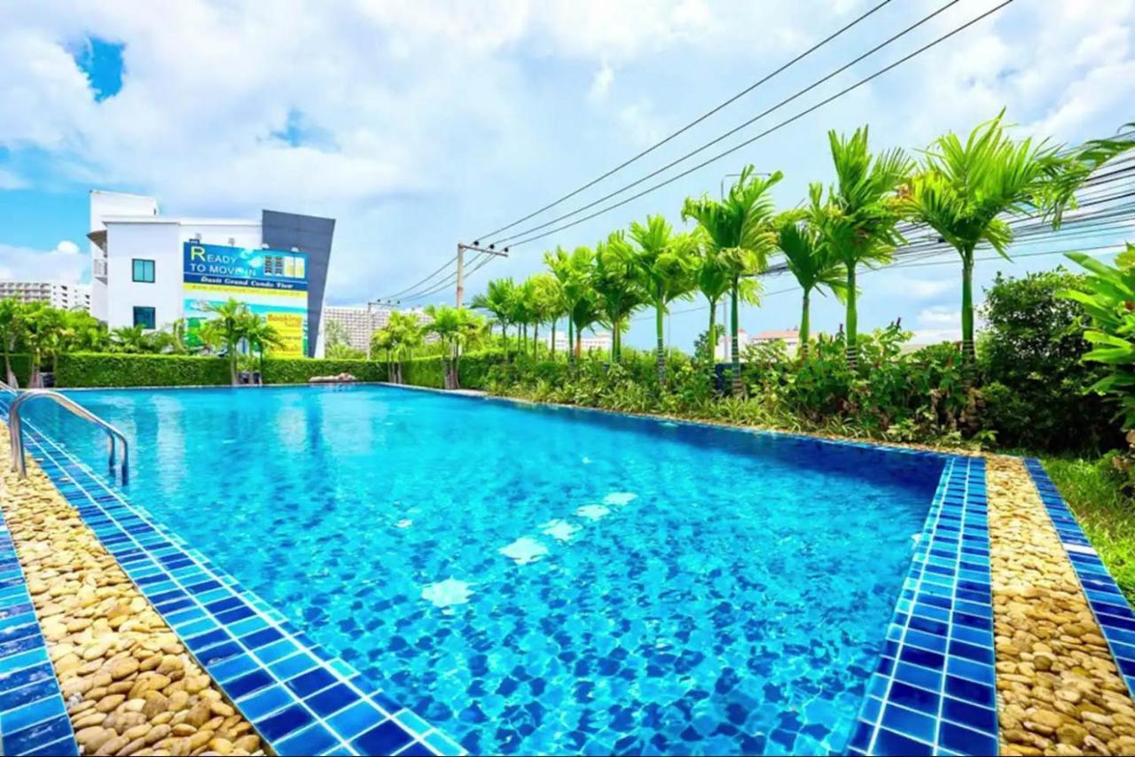 Dusit Grand Condo View Jomtien Beach Buitenkant foto