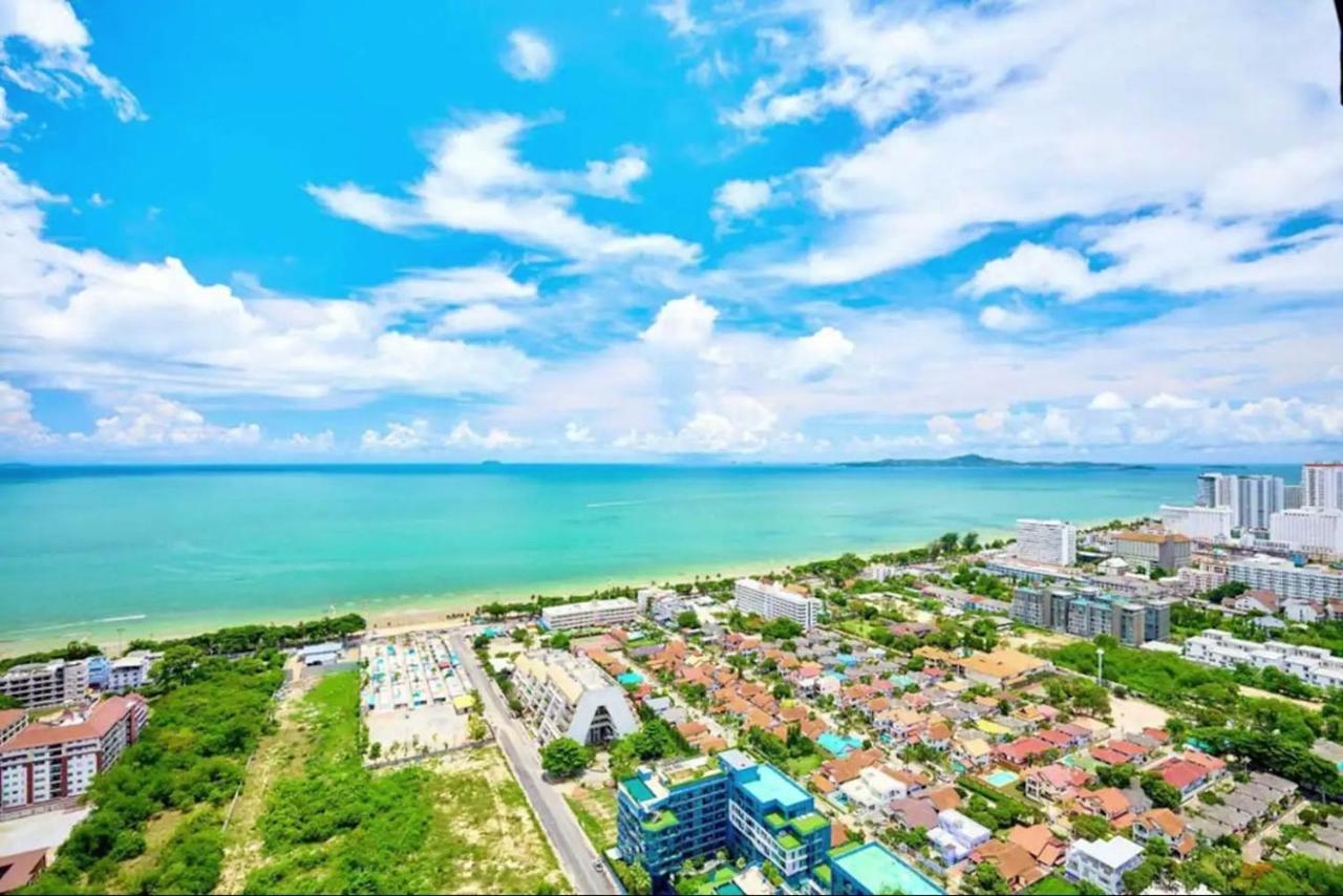 Dusit Grand Condo View Jomtien Beach Buitenkant foto