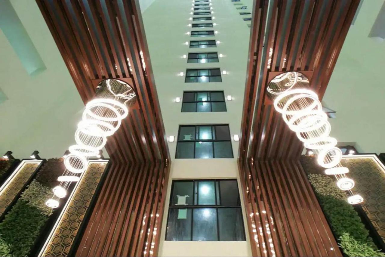 Dusit Grand Condo View Jomtien Beach Buitenkant foto