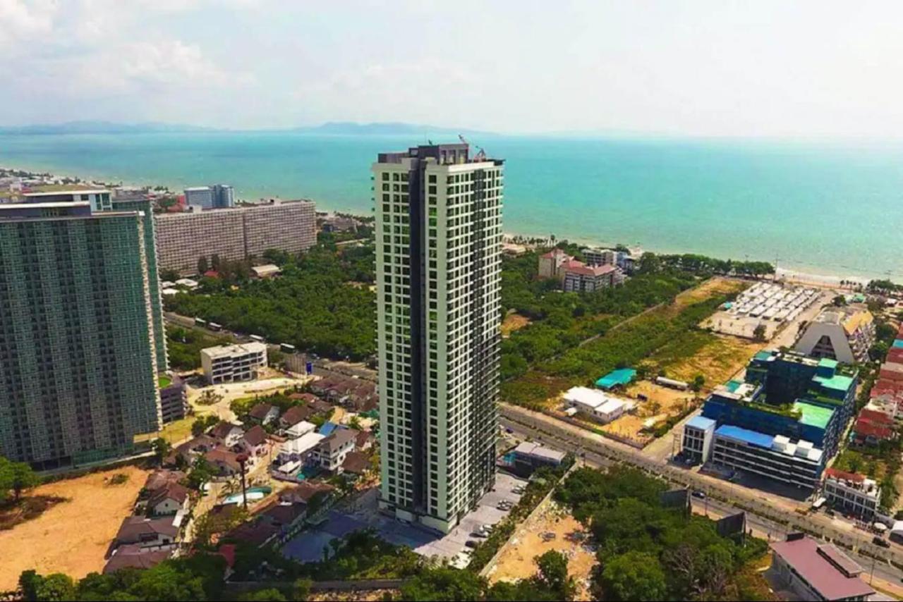 Dusit Grand Condo View Jomtien Beach Buitenkant foto